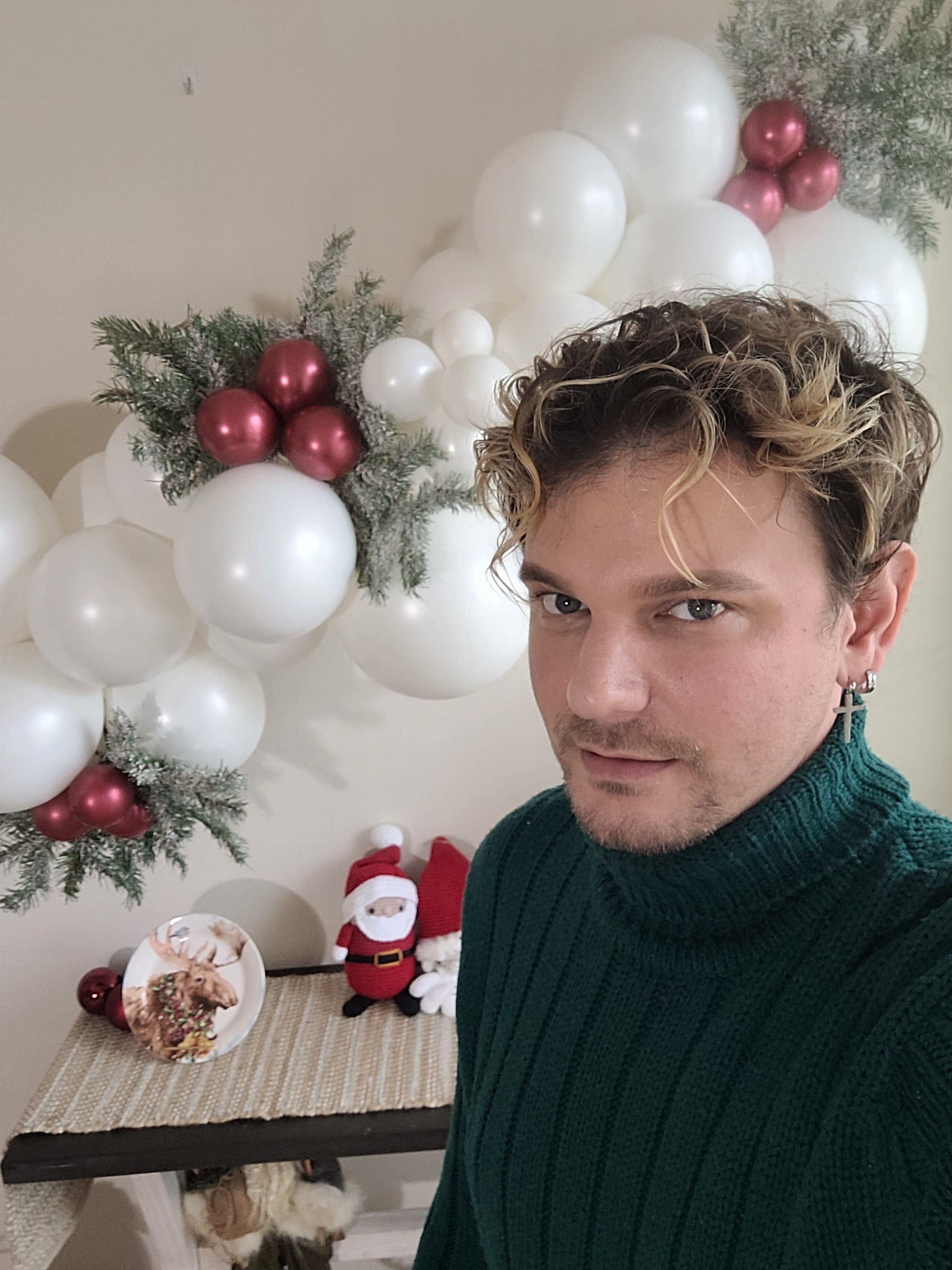 Holiday Savings on All Balloon Decorations